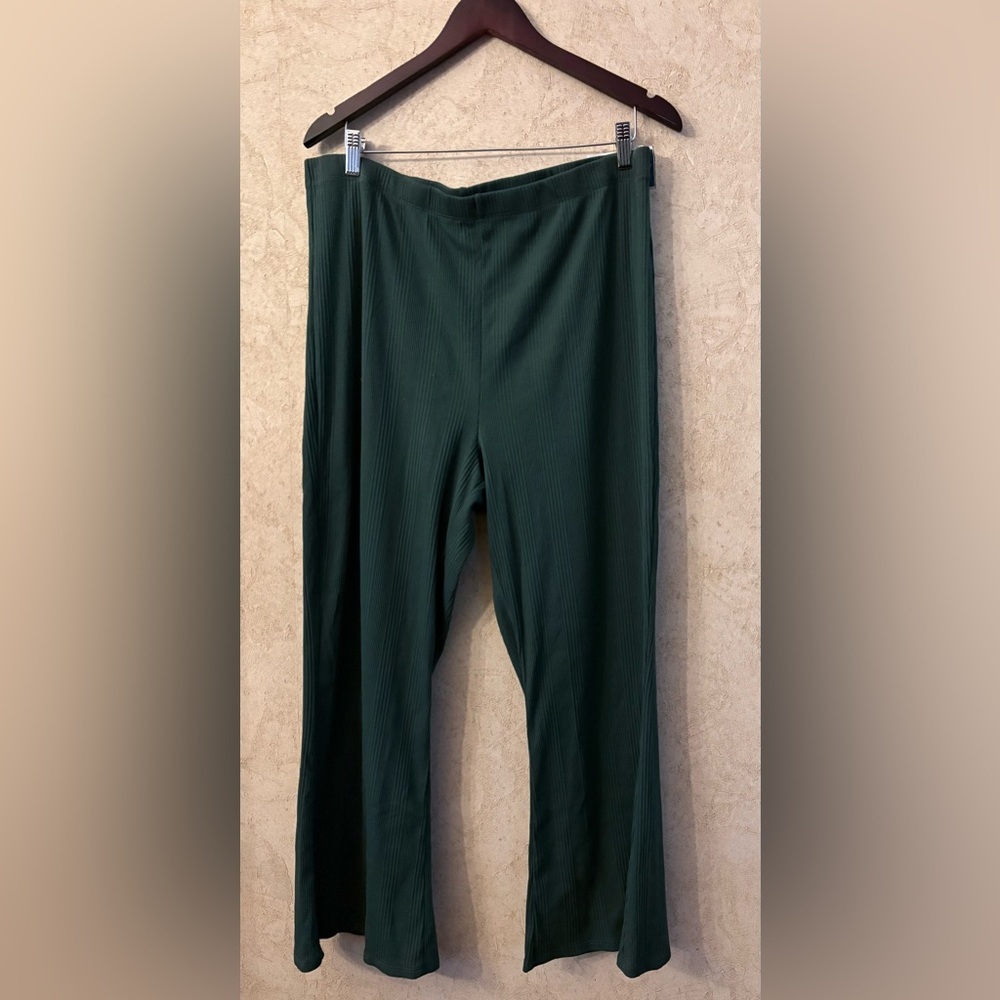 aerie High Waisted Cropped Kick Flare Pant - Picture 5 of 9